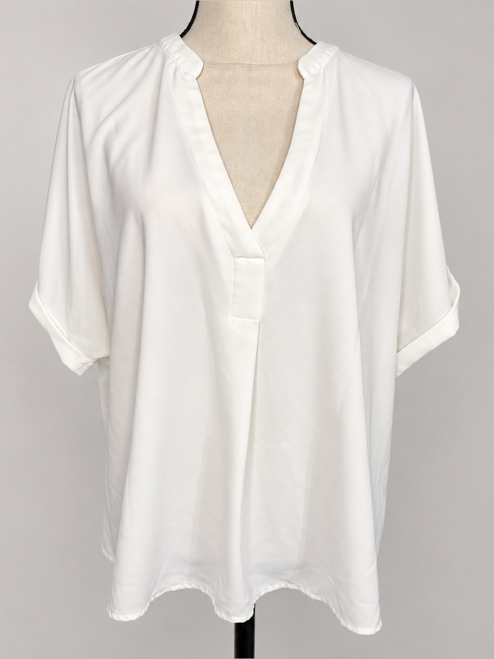 SHEIN White Split V-Neck Short Sleeve Blouse